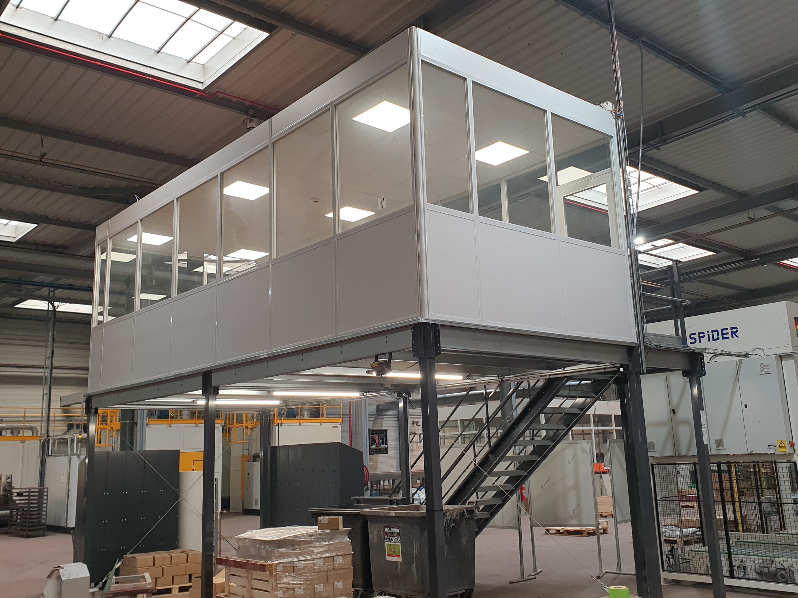 Plateforme, mezzanine