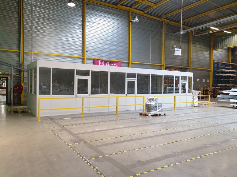 cabine en cloisons aluminium
