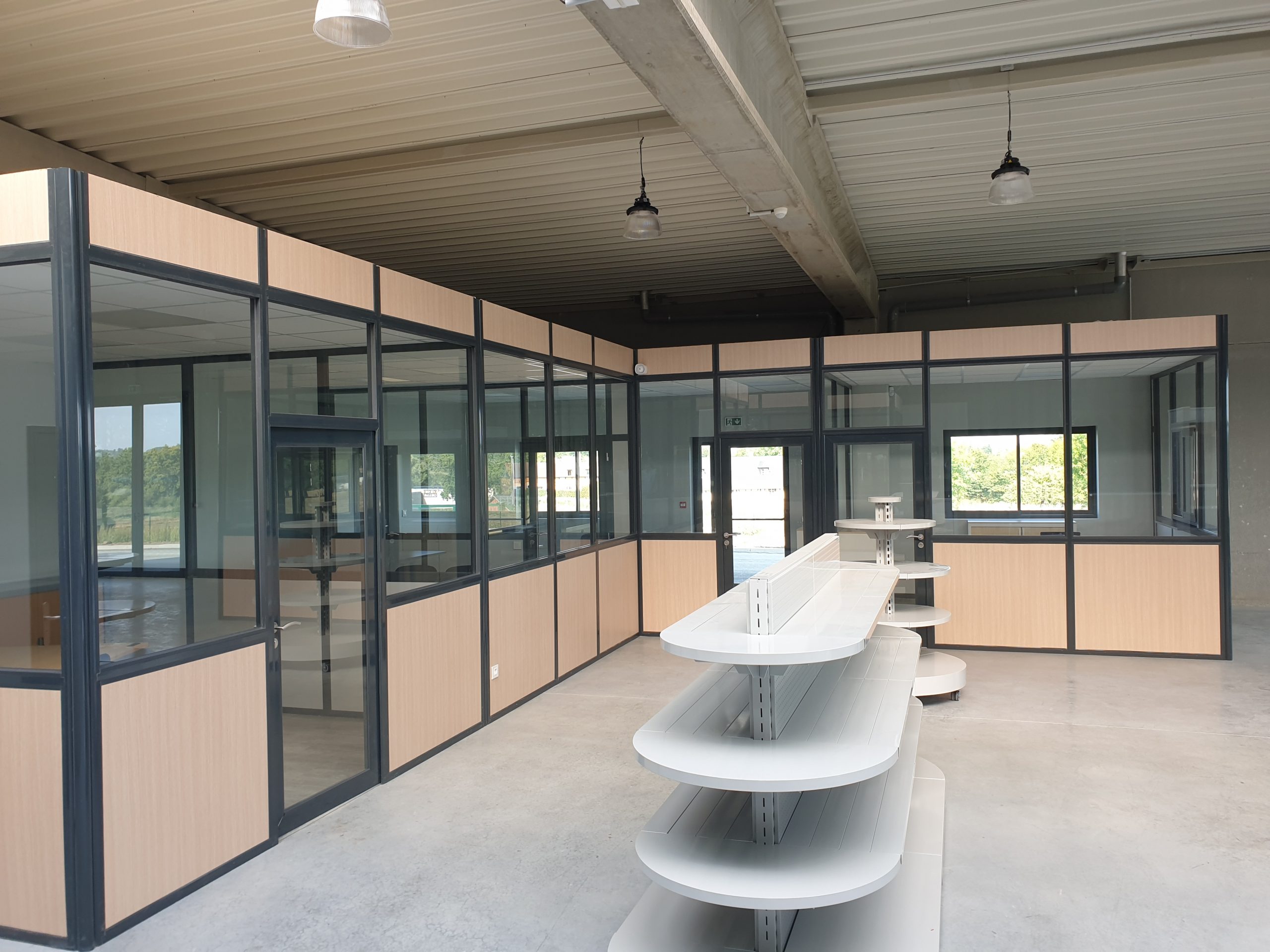 Cabines en cloisons aluminium