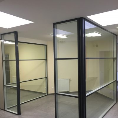 Cloisons de bureaux vitrée toute hauteur